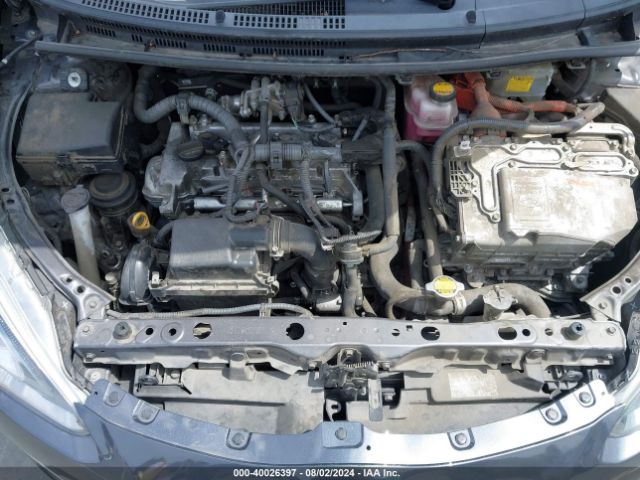 JTDKDTB39F1096655 Toyota Prius C One