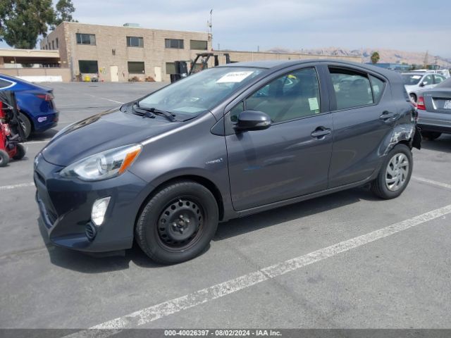 JTDKDTB39F1096655 Toyota Prius C One