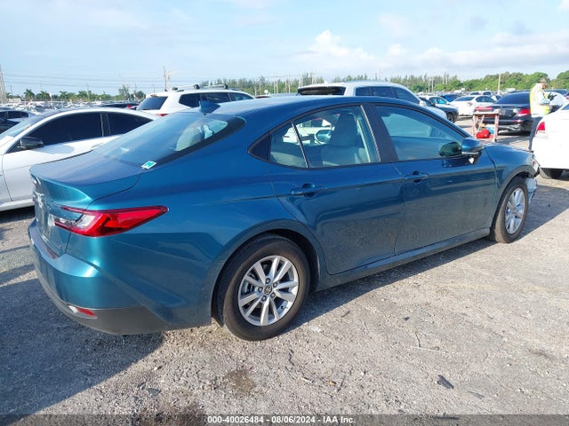 Toyota CAMRY LE 2025 4T1DAACK7SU518311 Image 4