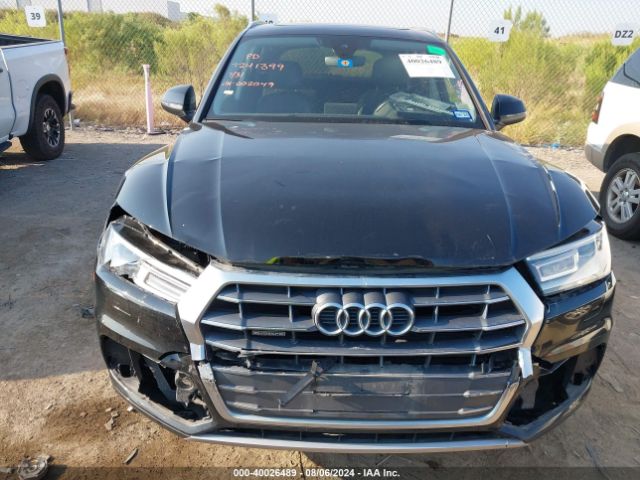 WA1ANAFY4J2002049 Audi Q5 2.0t Premium/2.0t Tech Premium