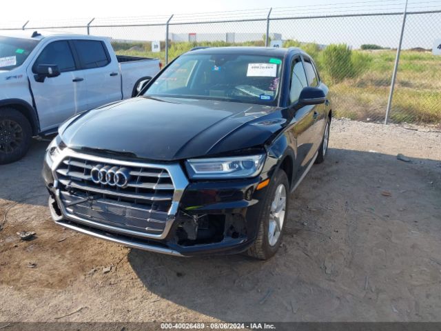 WA1ANAFY4J2002049 Audi Q5 2.0t Premium/2.0t Tech Premium