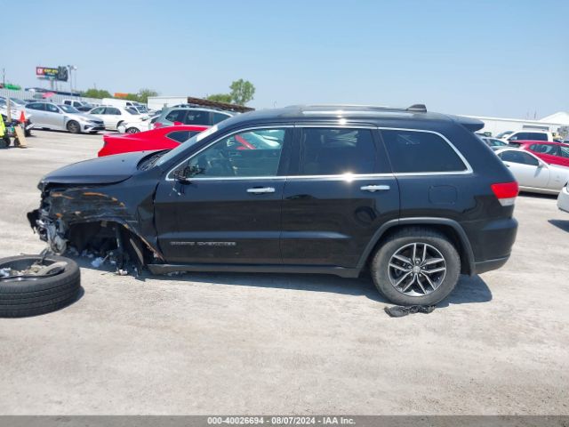 1C4RJEBG8JC361858 Jeep Grand Cherokee Limited 4x2