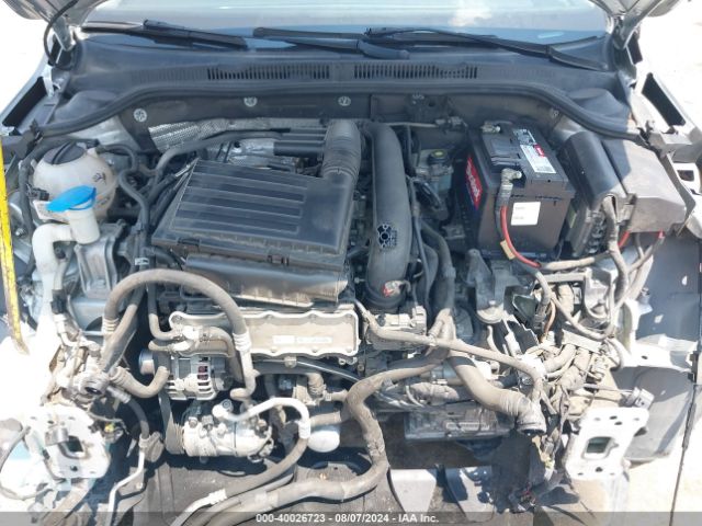 3VW267AJ8GM309601 Volkswagen Jetta 1.4t S