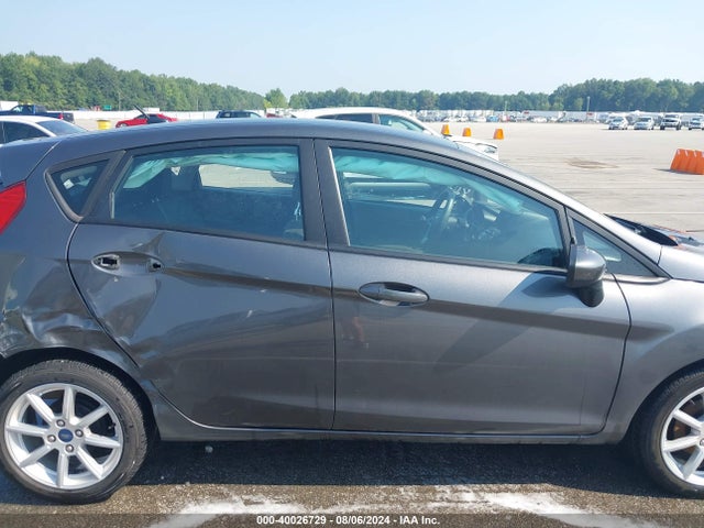 Ford FIESTA SE 2019 3FADP4EJ0KM105827 Image 13