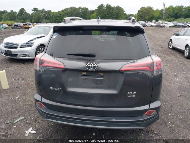 Toyota Rav4 Xle 2017 JTMRFREV5HJ144907 Image 16