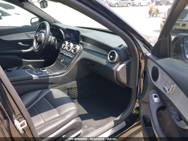 W1KWF8DB6MR644774 Mercedes-Benz C 300 Sedan