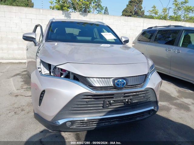 Toyota Venza Xle 2022 JTEAAAAH2NJ104997 Image 13