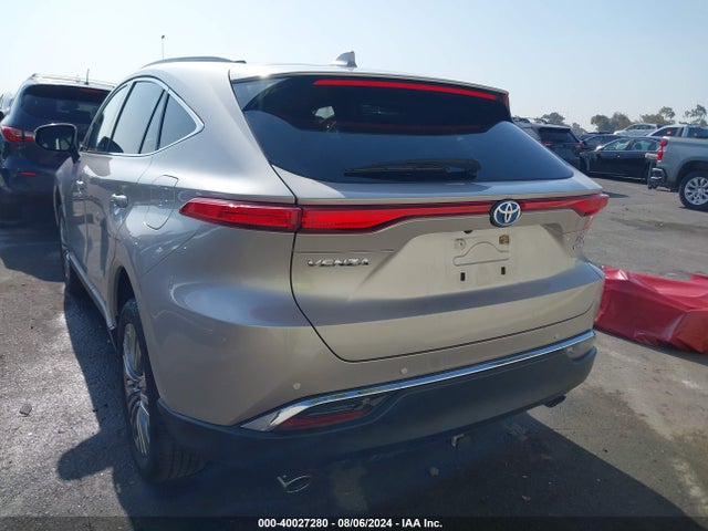 Toyota Venza Xle 2022 JTEAAAAH2NJ104997 Image 17