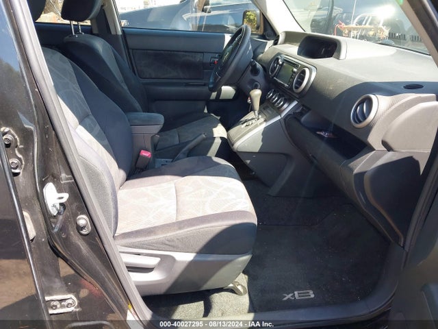 JTLZE4FE0EJ061888 Scion XB