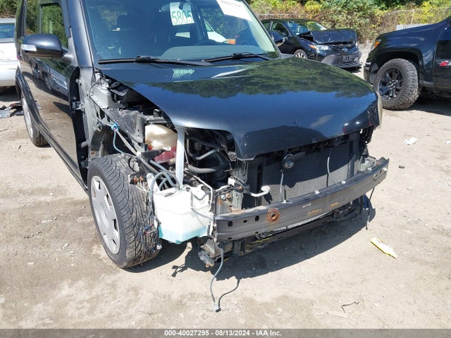 Scion XB 2014 JTLZE4FE0EJ061888 Image 6