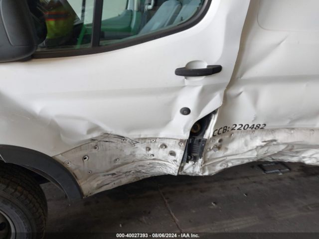 1FTNE1YM2FKB04698 Ford Transit-150