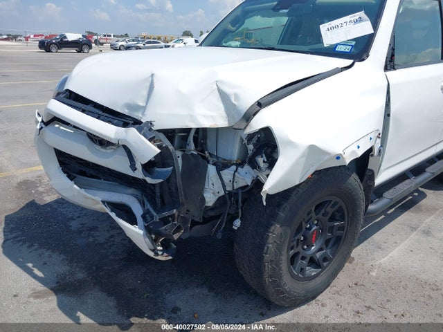 Toyota 4runner Sr5 Premium 2022 JTEFU5JR4N5253983 Image 17