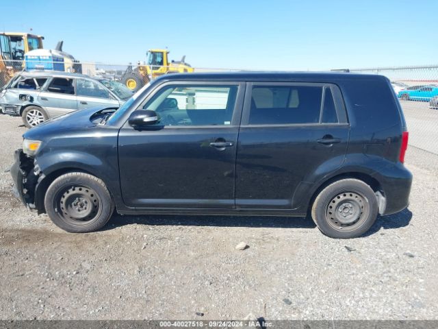 JTLZE4FE3FJ073017 Scion XB