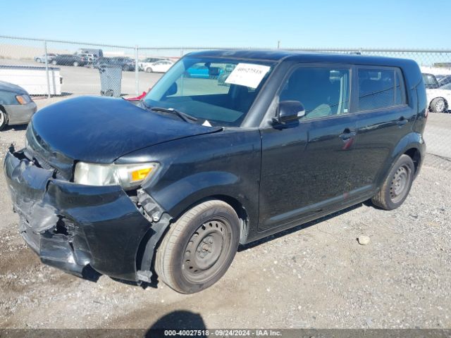 JTLZE4FE3FJ073017 Scion XB