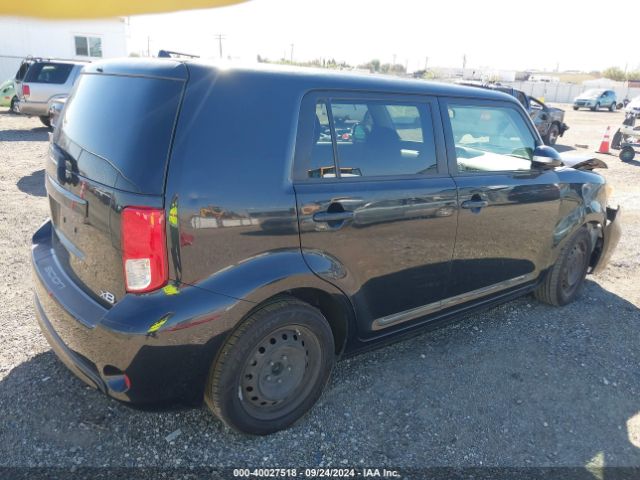 JTLZE4FE3FJ073017 Scion XB