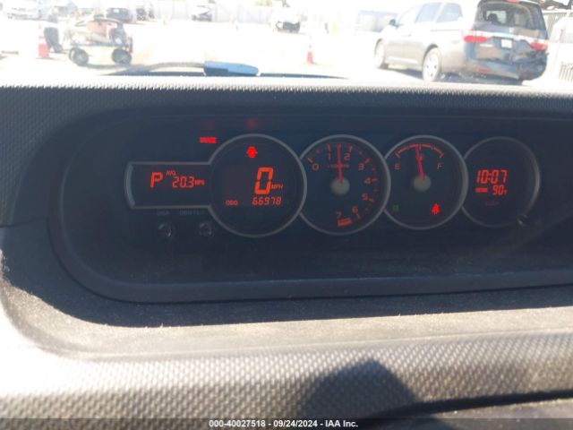 JTLZE4FE3FJ073017 Scion XB