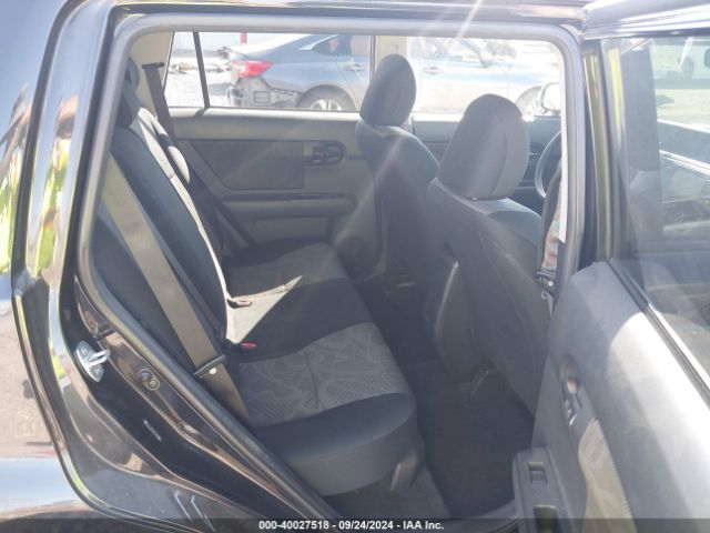 JTLZE4FE3FJ073017 Scion XB