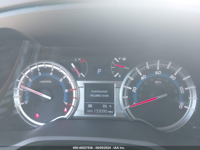 Toyota 4RUNNER SR5 2019 JTEBU5JR2K5632961 Image 7