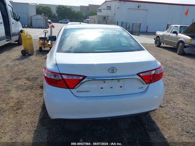 Toyota CAMRY LE 2016 4T4BF1FK7GR580924 Image 17