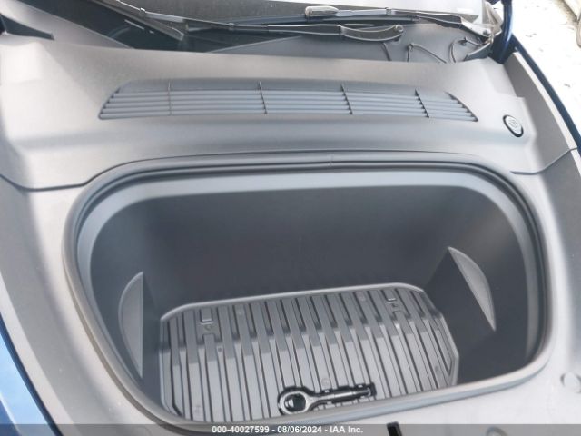 7SAYGDED5RA293801 Tesla Model Y Long Range/rwd