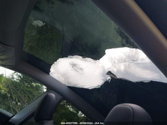 7SAYGDED5RA293801 Tesla Model Y Long Range/rwd