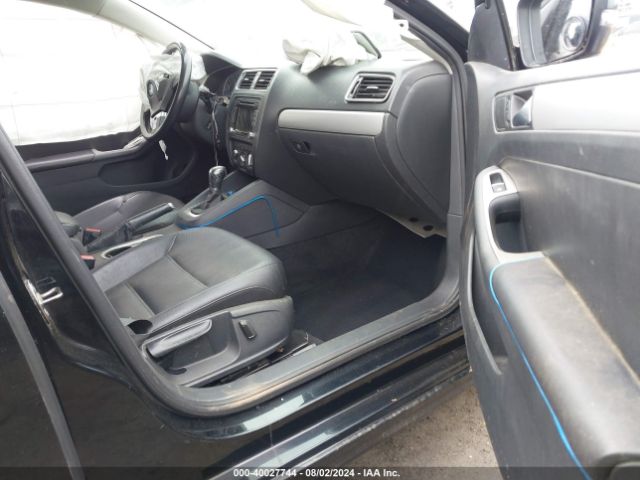 3VWD17AJ3EM334717 Volkswagen Jetta 1.8t Se