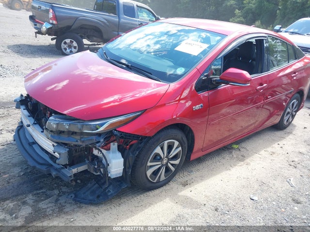 Toyota Prius Prime Premium 2017 JTDKARFP6H3052029 Image 2