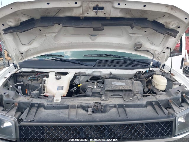 1GAWGFFG0H1130646 Chevrolet Express 2500 Lt