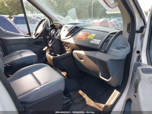 1FDYR5ZM6JKA92681 Ford Transit-250 Cab