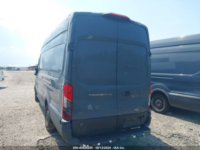 1FTBR3X83LKA55725 Ford Transit-250 Cargo Van