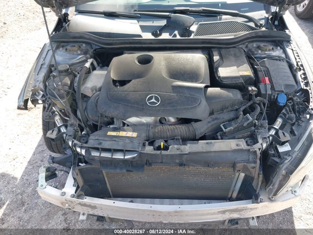 Mercedes-Benz CLA 250 2015 WDDSJ4EB3FN161595 Image 10