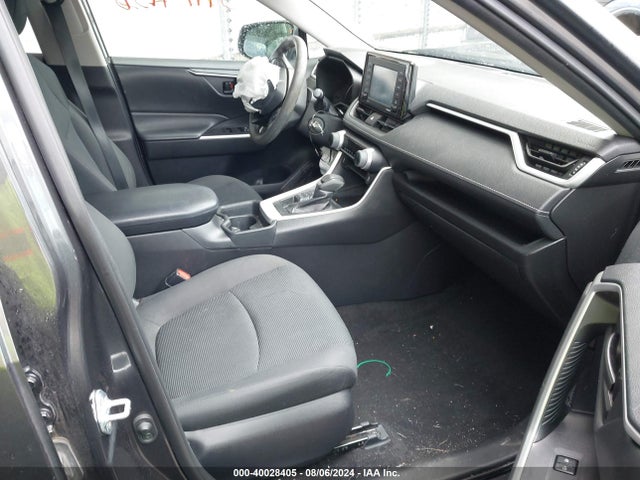 Toyota RAV4 LE 2020 2T3F1RFV8LC098016 Image 5