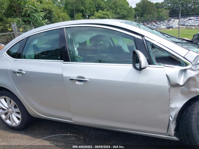 1G4PS5SK6E4106825 Buick Verano Leather Group