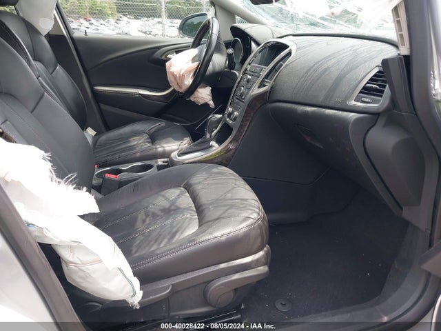 1G4PS5SK6E4106825 Buick Verano Leather Group