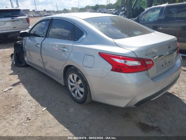 1N4AL3AP2HN347634 Nissan Altima 2.5 S