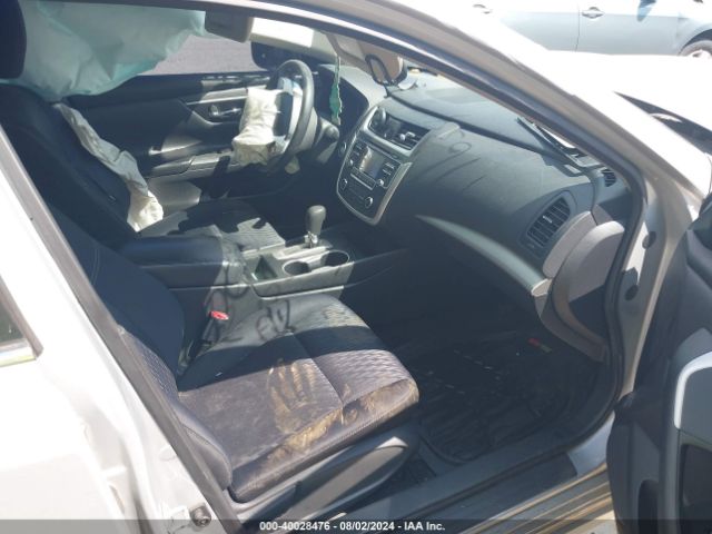 1N4AL3AP2HN347634 Nissan Altima 2.5 S