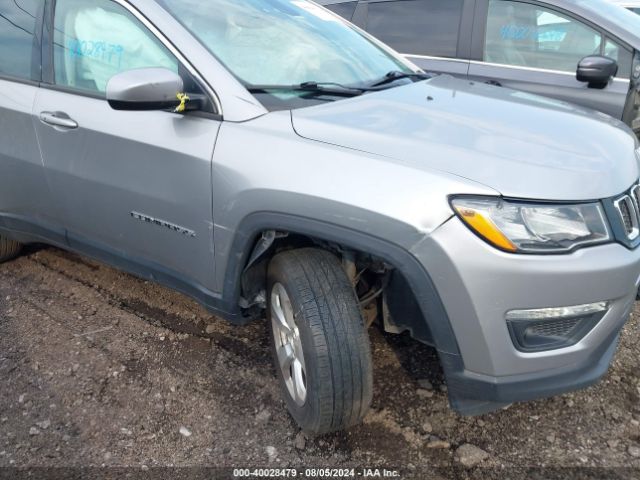 3C4NJDBB5KT690410 Jeep Compass Latitude 4x4