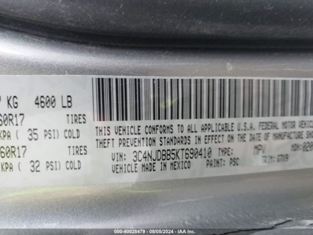 3C4NJDBB5KT690410 Jeep Compass Latitude 4x4