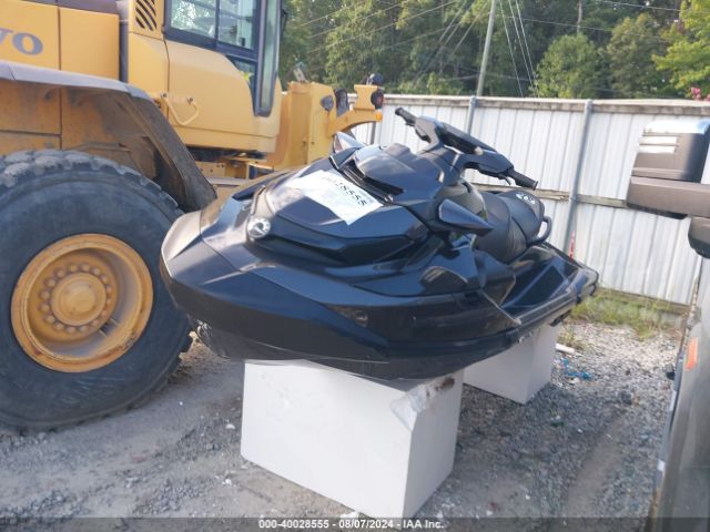 2021 SEADOO GTX-300 LIMITED YDVA6240G121      Photo 1