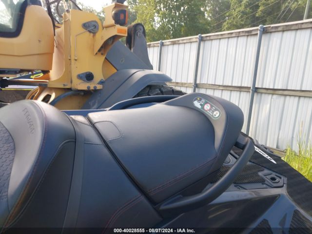 2021 SEADOO GTX-300 LIMITED YDVA6240G121      Photo 7