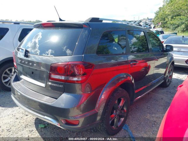 3C4PDCGB9FT517448 Dodge Journey Crossroad