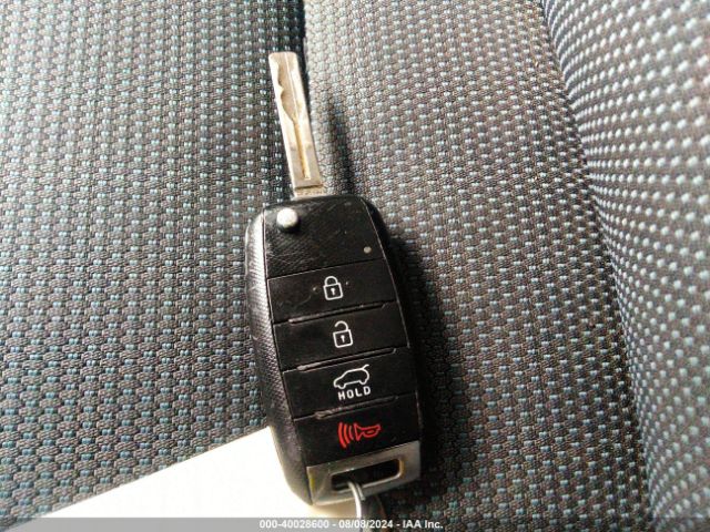 KNDPB3AC1E7662655 KIA Sportage Lx
