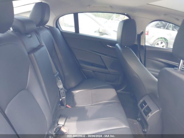 SAJAD4BG9HA963920 Jaguar Xe 25t Premium