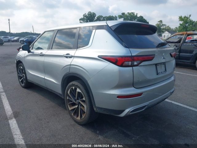 2022 MITSUBISHI OUTLANDER JA4J4UA87NZ036981 Photo 2