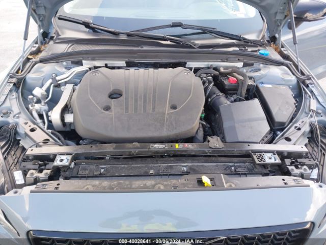 7JRL12FL9RG280966 Volvo S60 B5 Plus Dark Theme