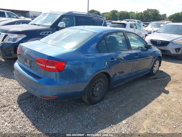 3VW2K7AJ6FM418858 Volkswagen Jetta 2.0l S