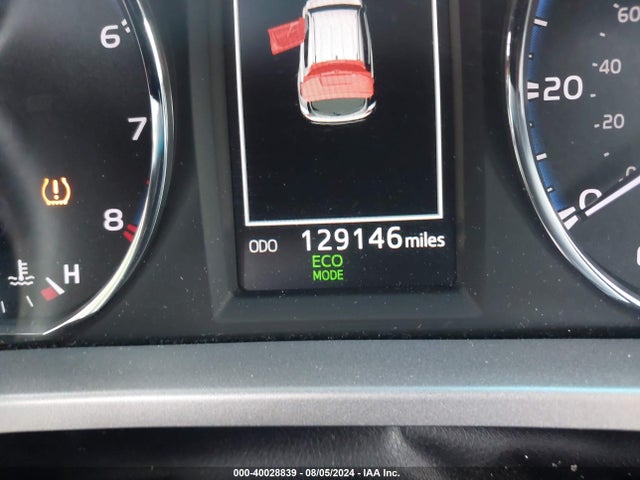 Toyota Rav4 Xle 2016 JTMWFREV0GJ090465 Image 16