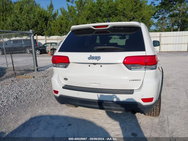 Jeep Grand Cherokee Laredo E 4x2 2018 1C4RJEAGXJC172484 Image 16