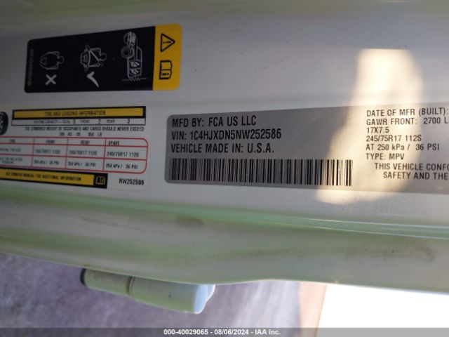 1C4HJXDN5NW252586 Jeep Wrangler Unlimited Sport 4x4