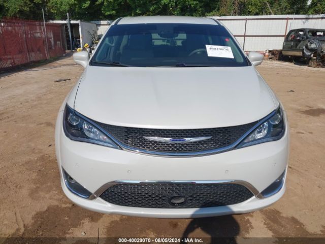 2C4RC1FG0LR124191 Chrysler Pacifica Touring